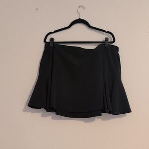 Black Women's Off-The-Shoulder Top